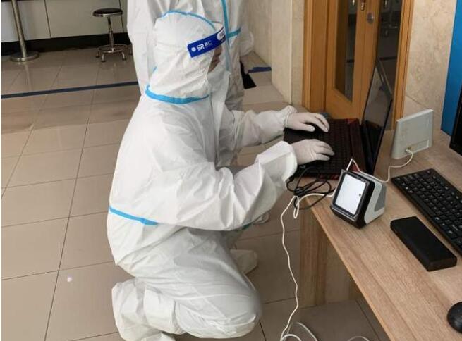 城投水務集團第一批9個營業(yè)廳已經(jīng)安裝“掃碼墩” 城投水務集團第一批9個營業(yè)廳已經(jīng)安裝“掃碼墩”