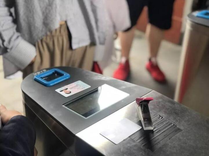 閘機刷身份證快速入園 閘機刷身份證快速入園